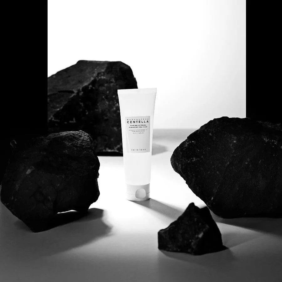 جيل فوم سنتيلا لتفتيح البشرة 125 مل – تنظيف وترطيب بفعالية - الصورة 4